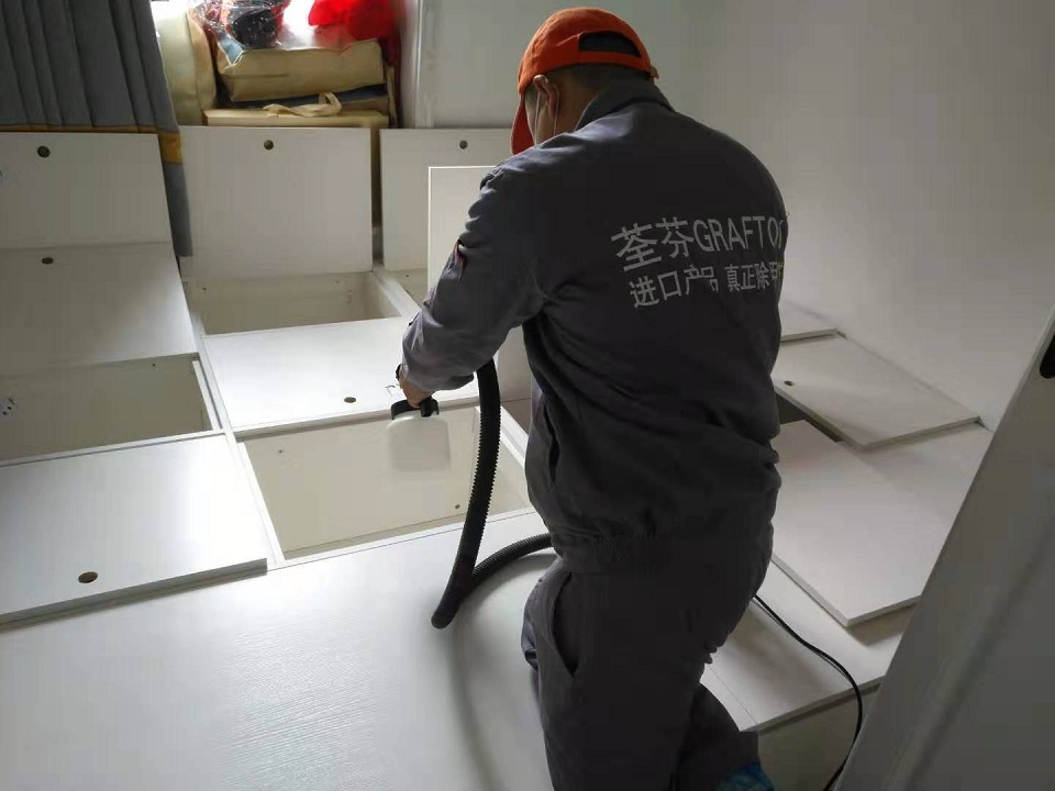 臥室榻榻米全方位噴涂施工治理 臥室榻榻米全方位噴涂施工治理