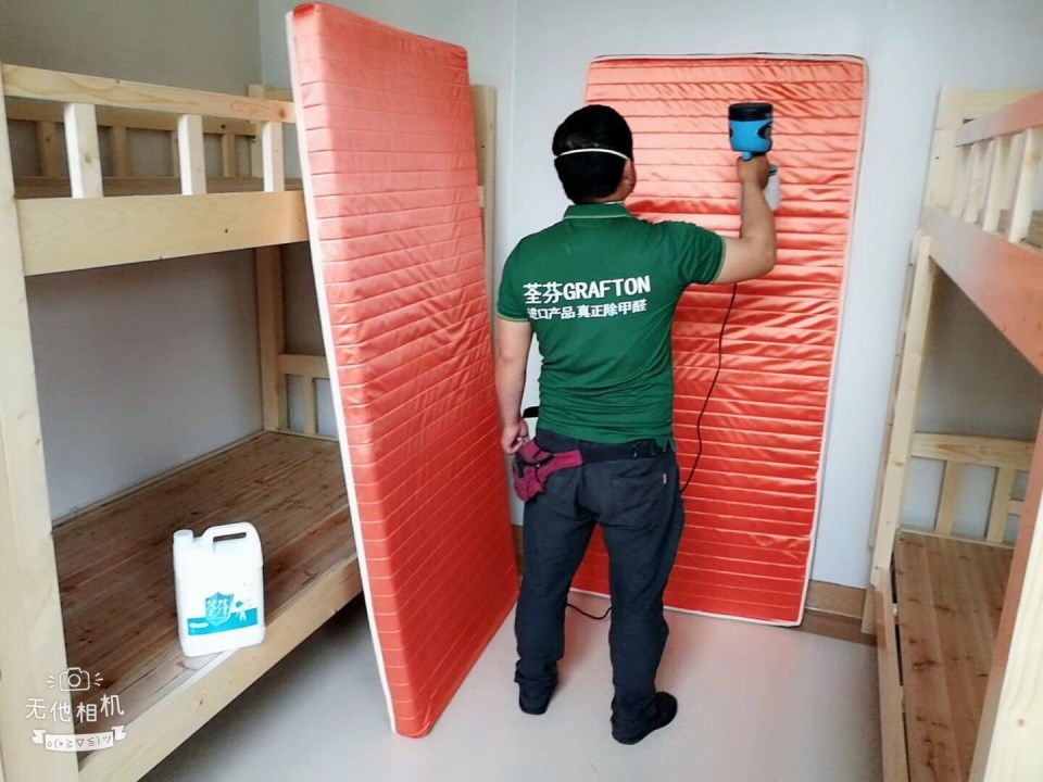 醫(yī)院?jiǎn)T工宿舍床架全方位噴涂施工 醫(yī)院?jiǎn)T工宿舍床架全方位噴涂施工