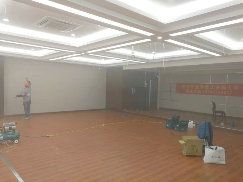 醫(yī)院大廳頂面噴槍施工治理 醫(yī)院大廳頂面噴槍施工治理