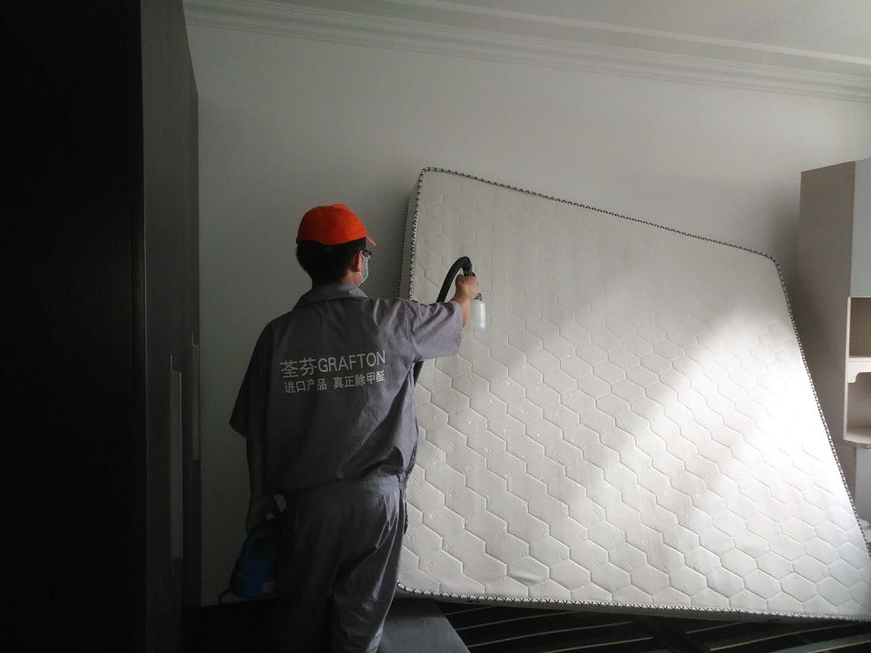 臥室床墊全方位噴涂施工 臥室床墊全方位噴涂施工
