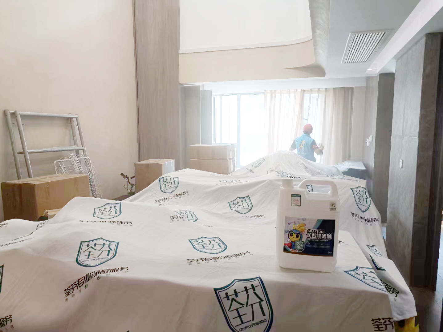 客廳窗簾墻面噴槍施工治理 客廳窗簾墻面噴槍施工治理