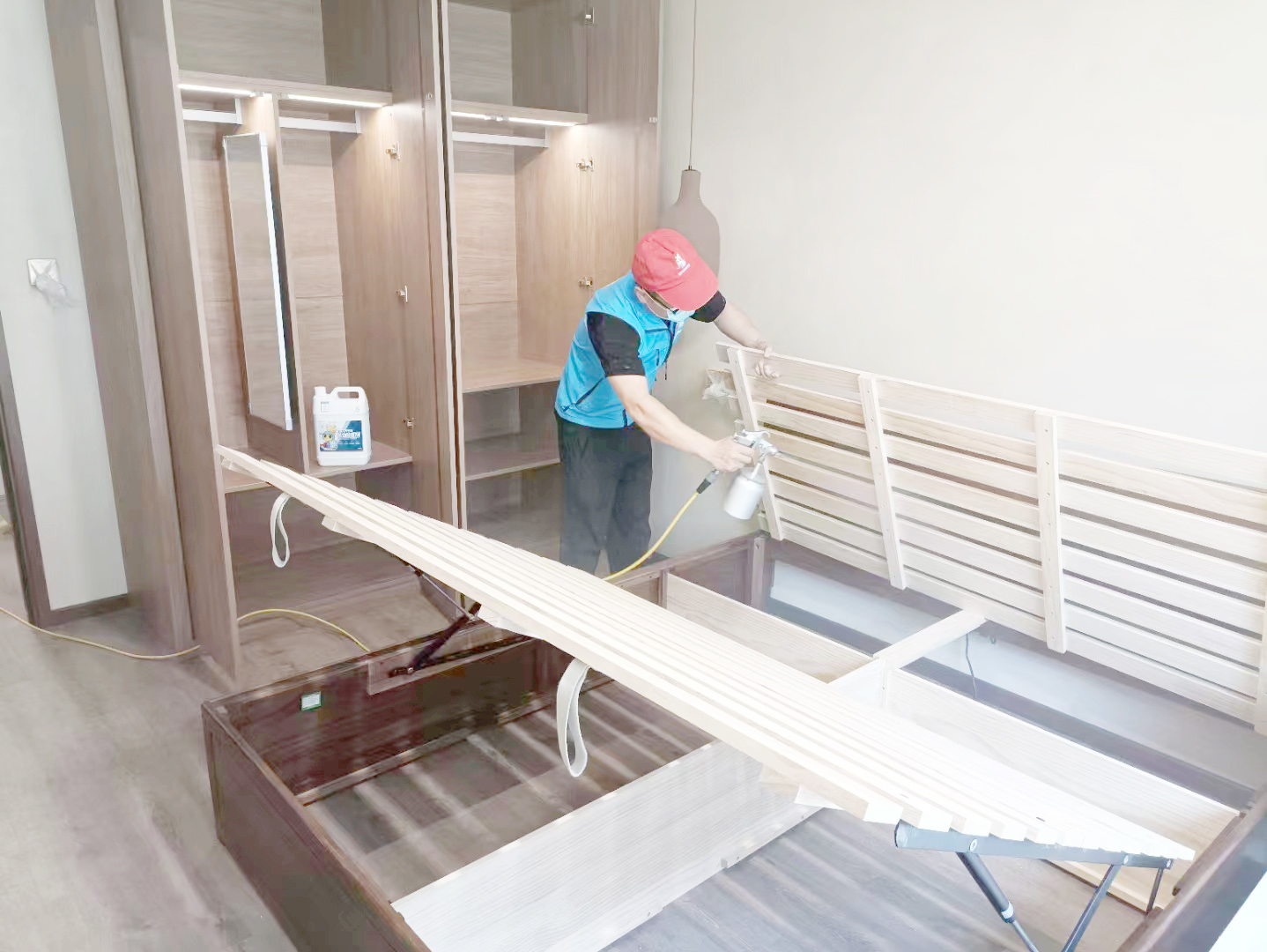 臥室床架全方位噴涂 臥室床架全方位噴涂