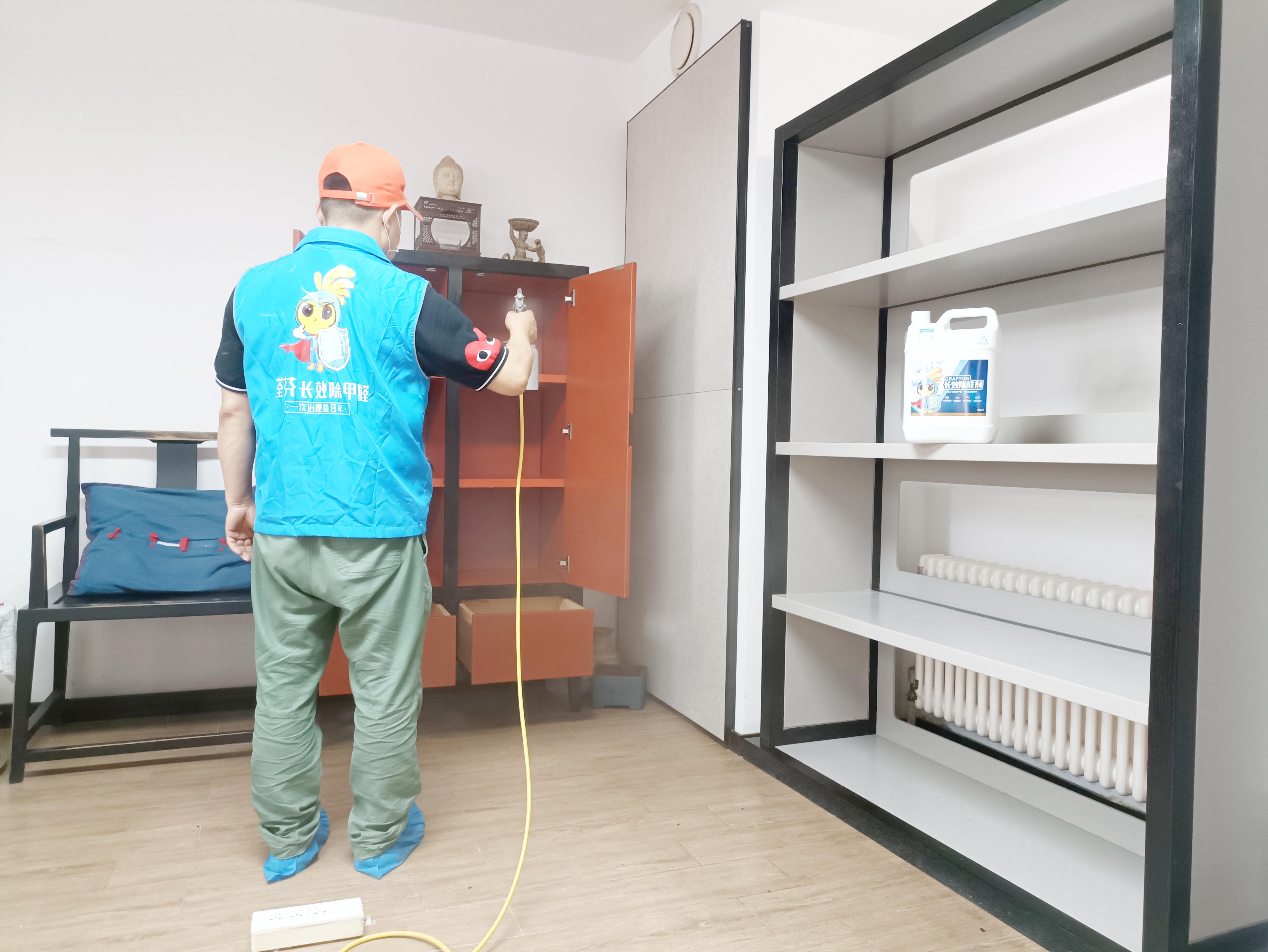 臥室柜子噴槍施工治理甲醛 臥室柜子噴槍施工治理甲醛